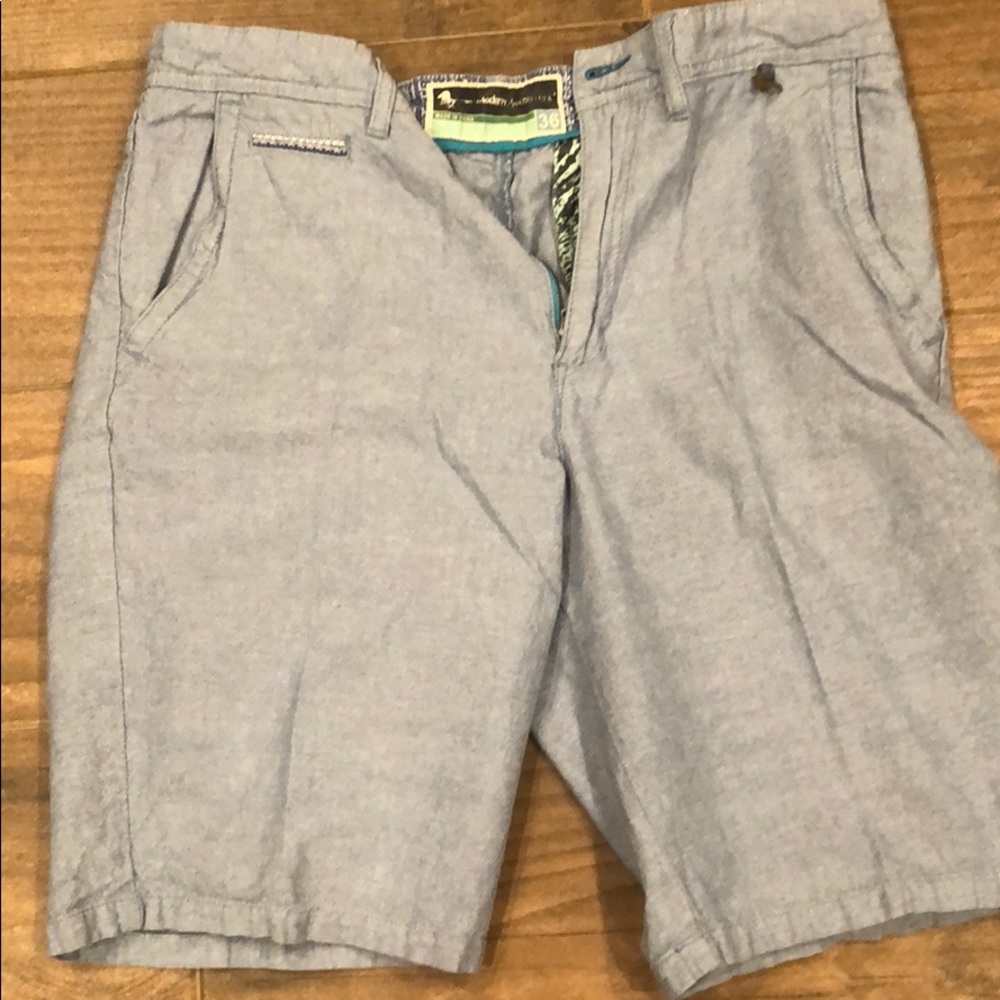Modern Amusement khaki shorts